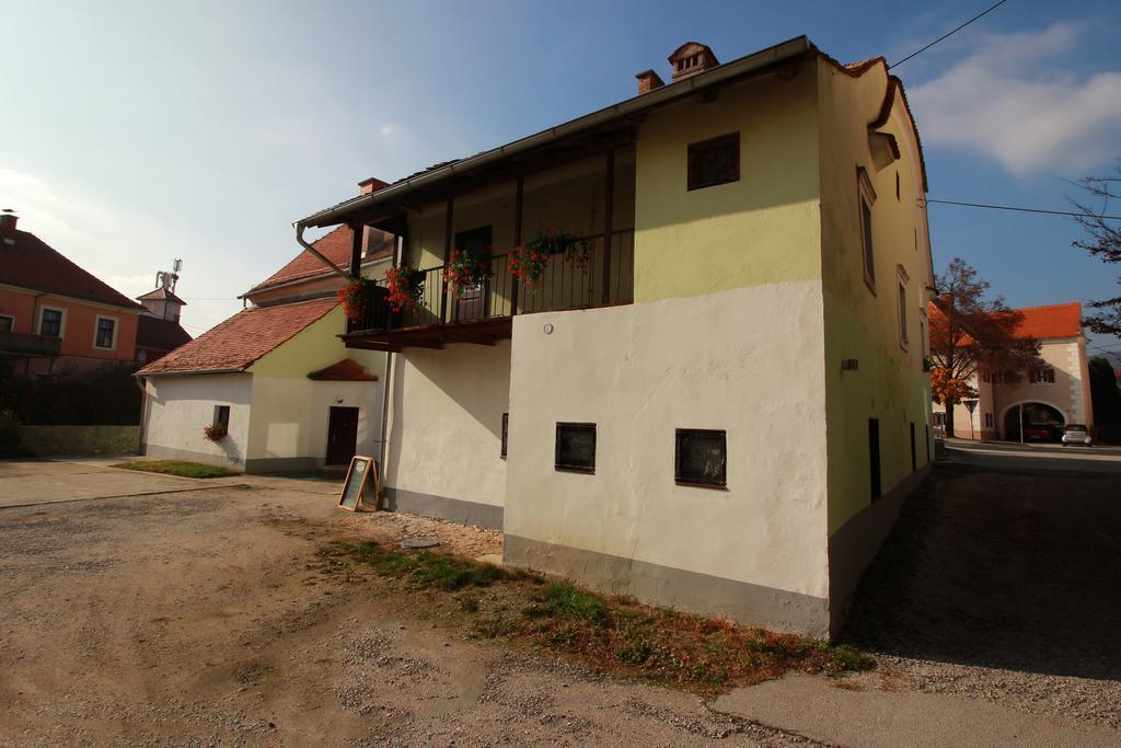 Guesthouse Veles สโลเวนสกา บิสตริชา ภายนอก รูปภาพ