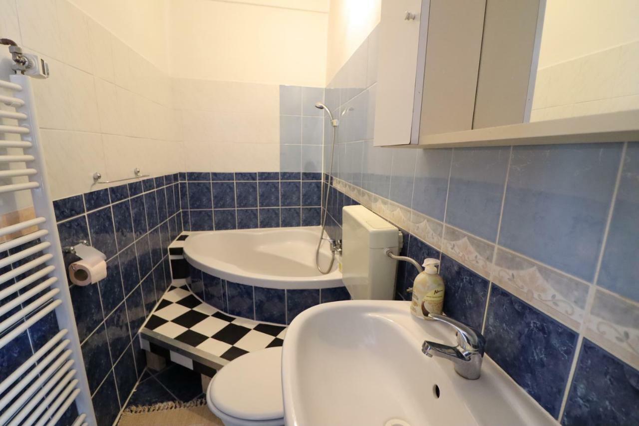 Guesthouse Veles สโลเวนสกา บิสตริชา ภายนอก รูปภาพ