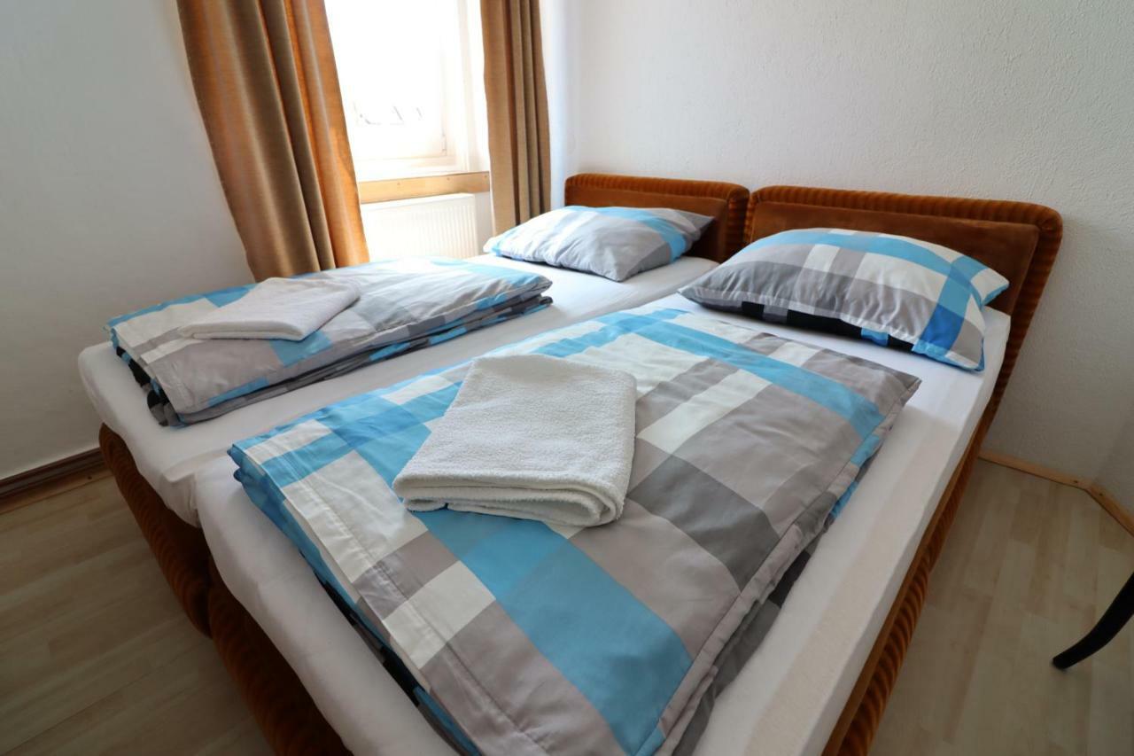 Guesthouse Veles สโลเวนสกา บิสตริชา ภายนอก รูปภาพ