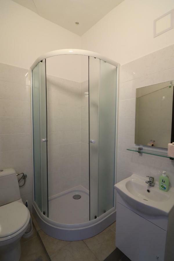 Guesthouse Veles สโลเวนสกา บิสตริชา ภายนอก รูปภาพ